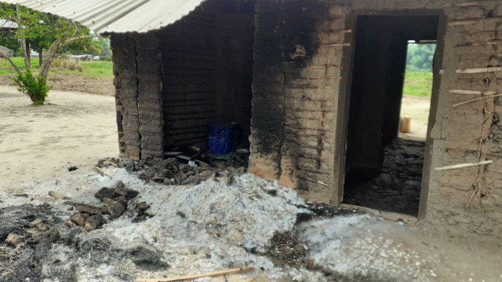 Aldeia Criação após ataque em 7 de novembro de 2019 (3)