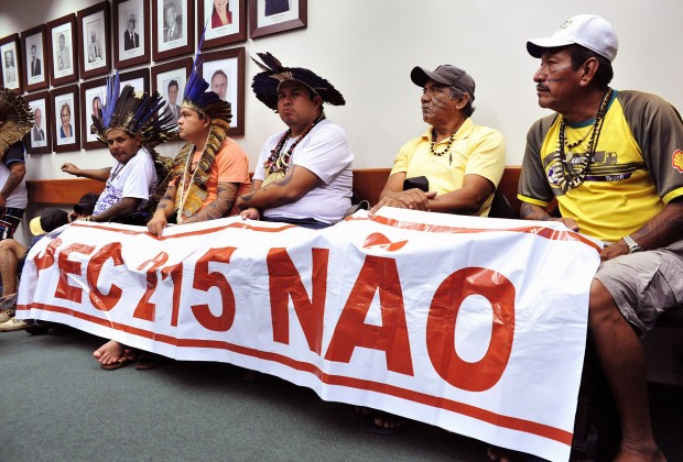 GK_Reuniao-com-indigenas-PEC-215-00_05192015001