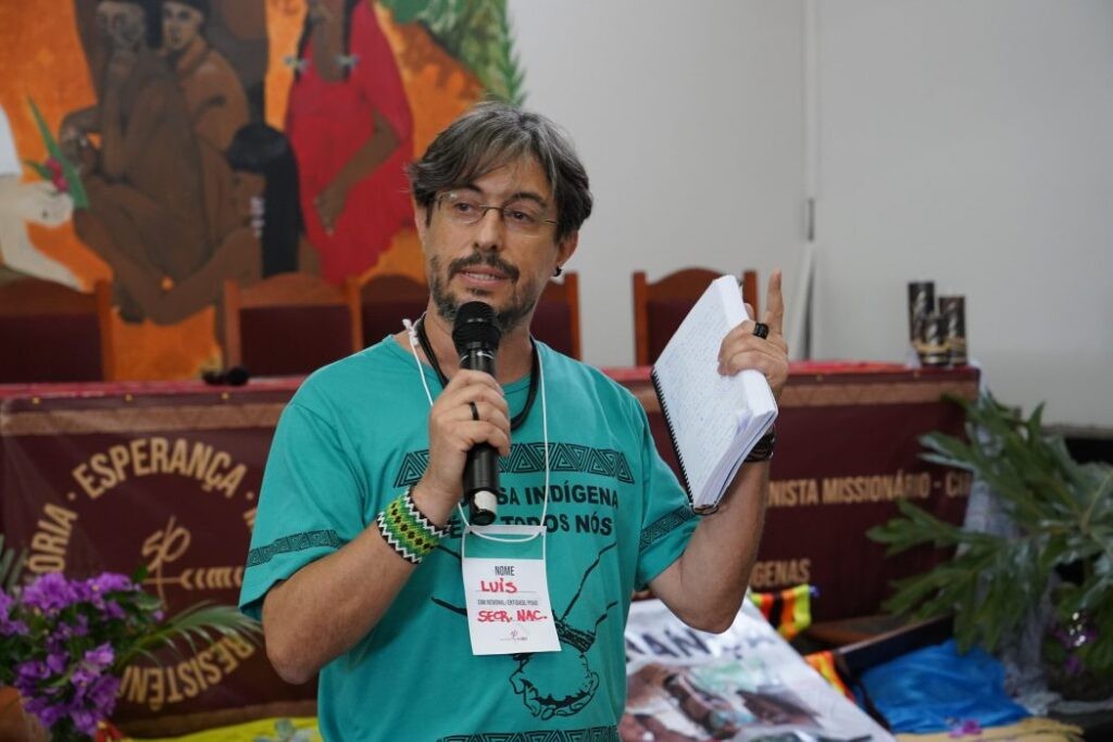 “Estamos saindo de uma noite muito escura”, afirmou o secretario adjunto do Cimi, Luis Ventura, ao se referir do término do governo Bolsonaro. A fala foi feita no Congresso dos 50 anos do Cimi. Foto: Maiara Dourado/Cimi