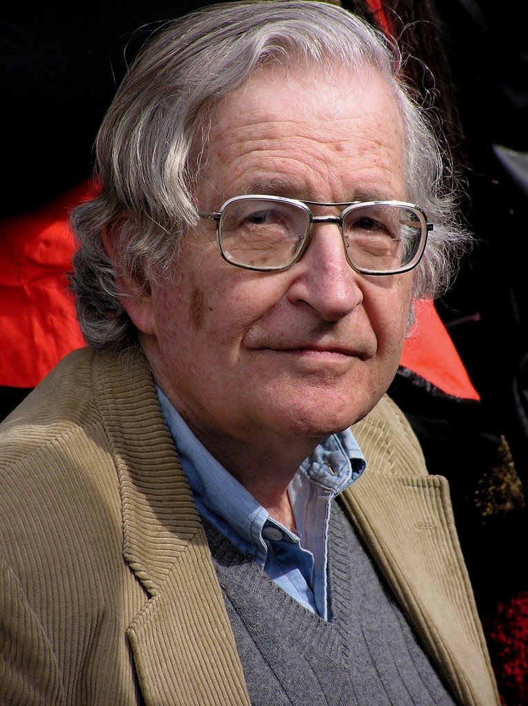 Noam_Chomsky,_2004