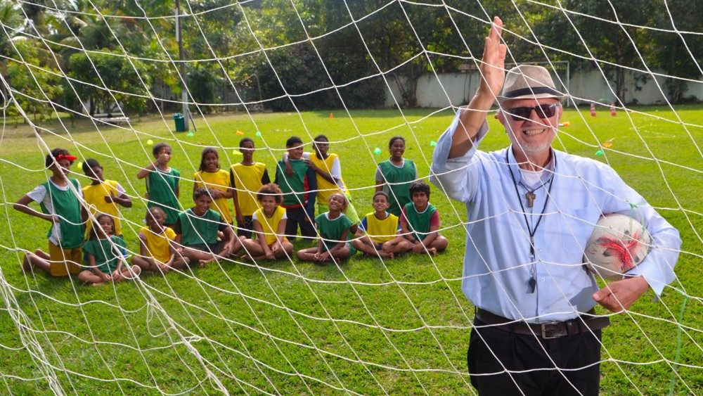 O missionário que se sente mais brasileiro que italiano, onde nasceu.