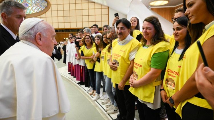 Um dos momentos da audiência geral desta quarta-feira, 23 de agosto (Vatican Midia)