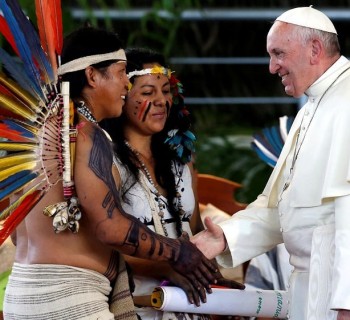 papa-e-índios