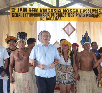 Bispo da Diocese de Roraima, Dom Mario Antônio participa da abertura da Assembleia dos povos indígenas. Foto: Jacir J.Filho (colaborador da Ascom/CIR)